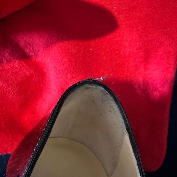 Christian Louboutin black patent "Ron Ron" pumps. Size 37.5. - Picture 13 of 14